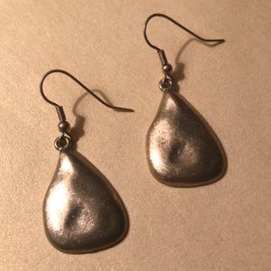 ⭐️⭐️⭐️CUTE ESSENTIAL GOLD EARRINGS